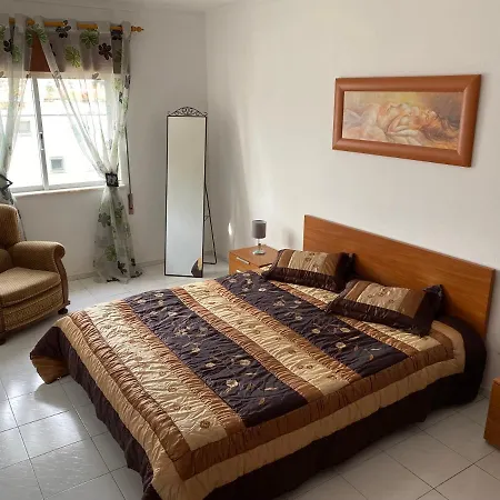 Apartment Cozy T+2 - 5 Mins To Praia Da Rocha *